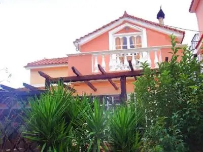 PARADISE APARTMENTS LAGANAS
