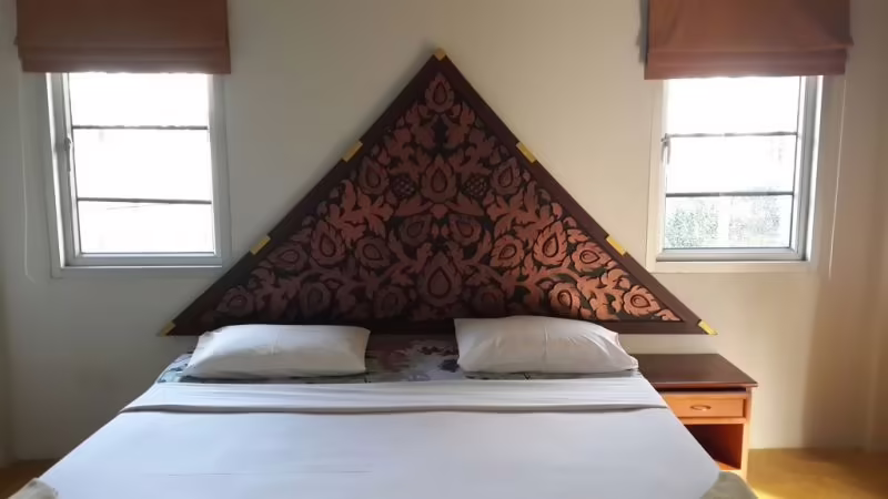 JINTA BEACH BUNGALOW