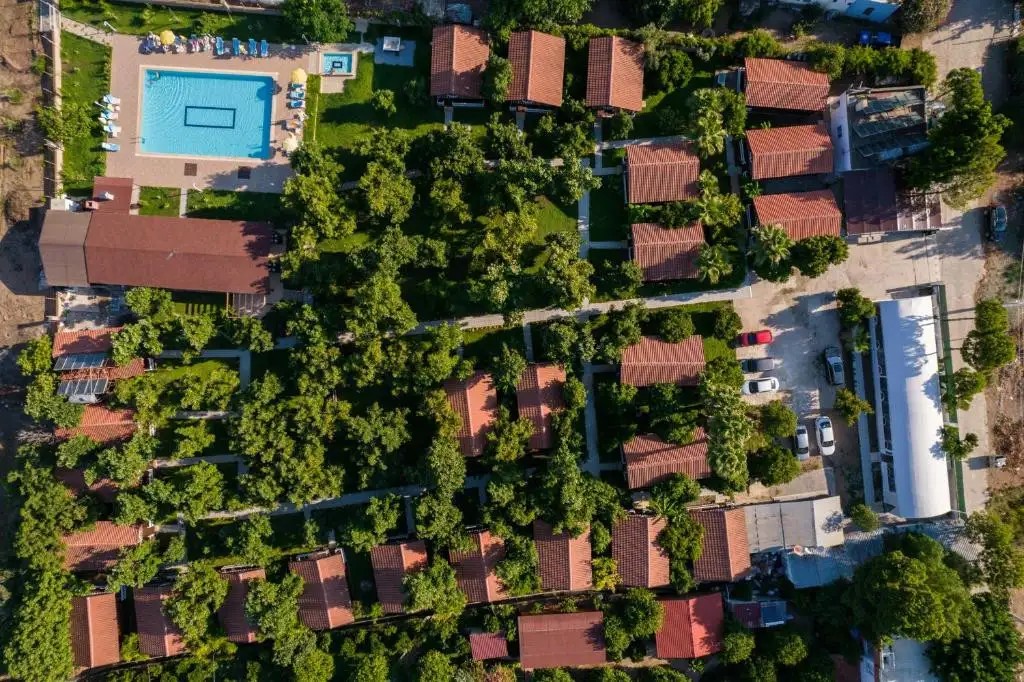 APELLA HOTEL BOUTIQUE (EX. SEVEN SEASONS)