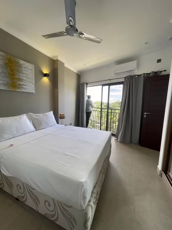 B HOLIDAY APARTMENTS