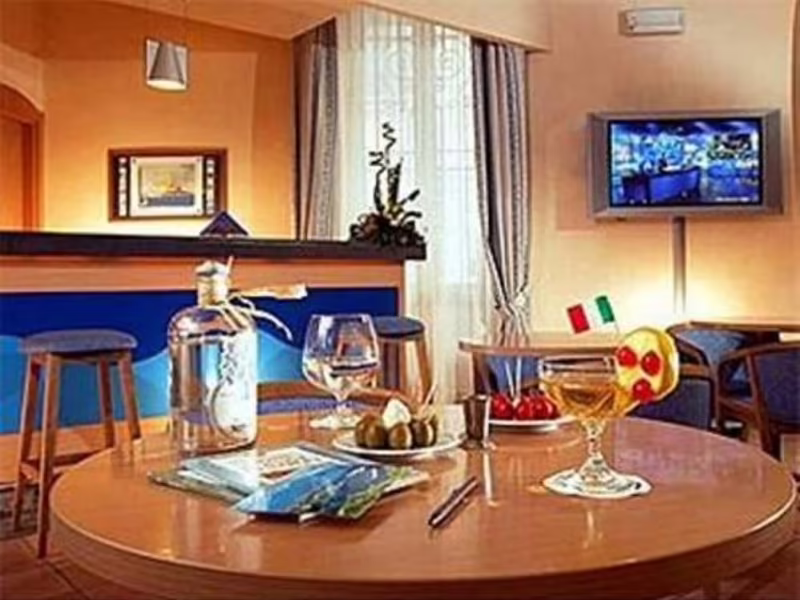 IBIS STYLES NAPOLI GARIBALDI (EX. MERCURE NAPOLI GARIBALDI)
