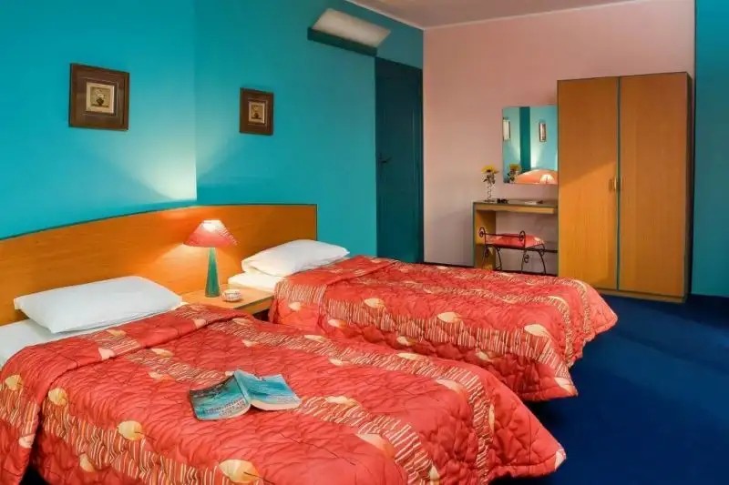 INVITATION HOTEL