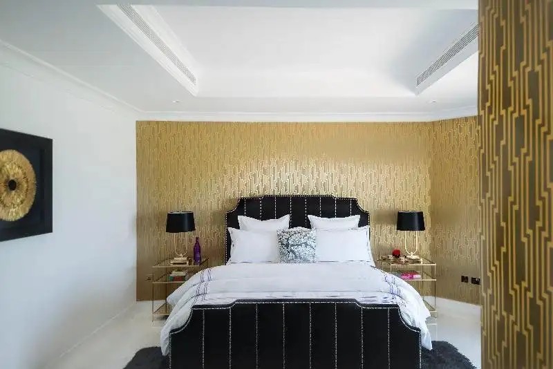 THE PALM JUMEIRAH VILLAS