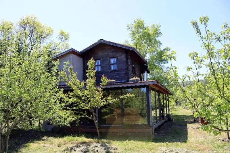 VIRA CREEK HOUSE & VIRA GARDEN HOUSE BUNGALOW