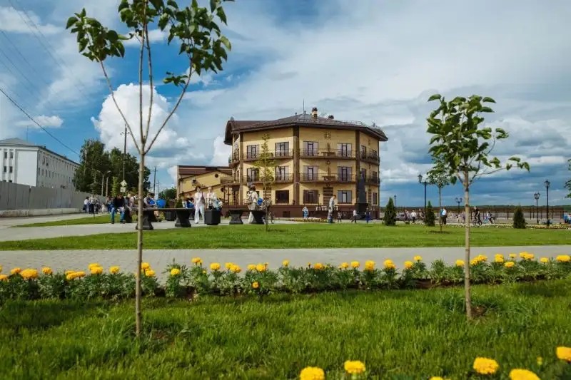 САРАПУЛЪ ОТЕЛЬ