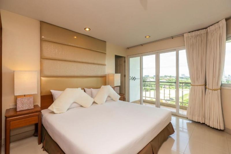 3-bedroom cabana suite