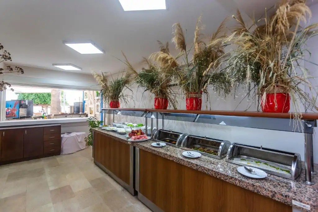 MAXSEA BEACH HOTEL (EX. MOONLIGHT)