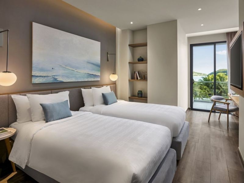 3 bedroom apartment private pool