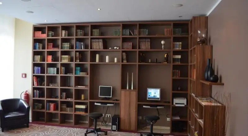 CENTRAL BERLIN KURFUERSTENDAMM (EX. IVBERGS PREMIUM)