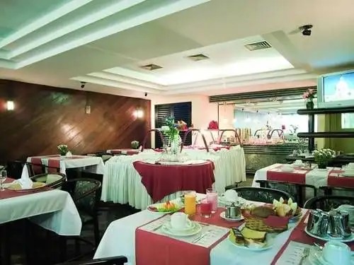 BRISTOL METROPOLITAN FLAT