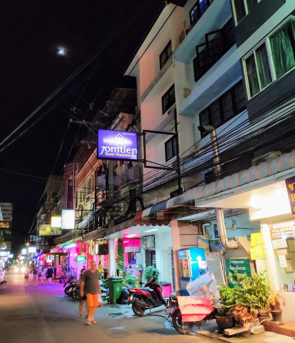 JOMTIEN BEST RESIDENCE