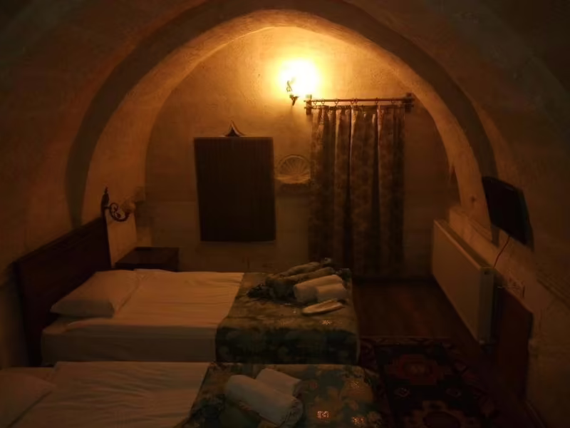ROSE VALLEY HOTEL