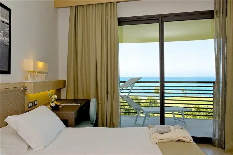 CAPOVATICANO RESORT THALASSO & SPA