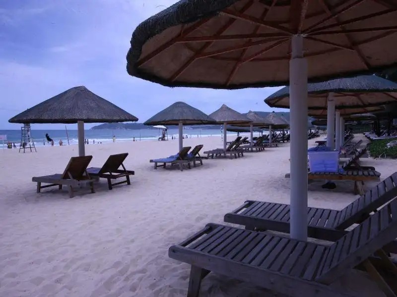 DRAGON BAY