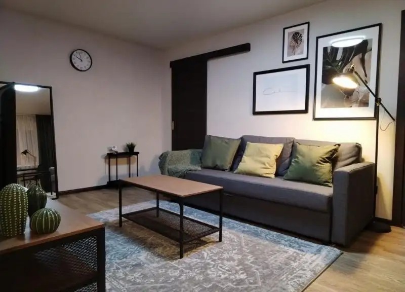 HOME ESTATE НА УЛИЦЕ ШМИДТА