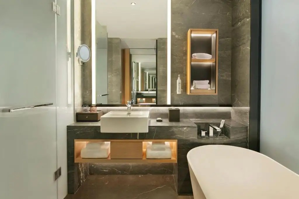 DELTA HOTELS BY MARRIOTT XIAN