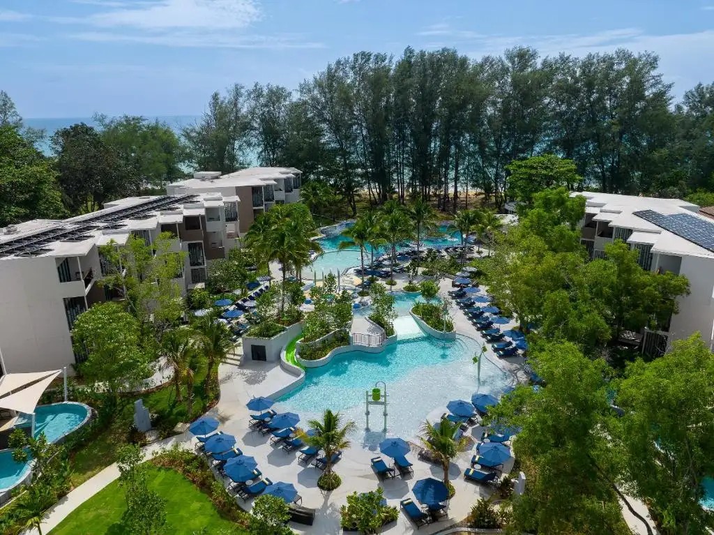 LE MERIDIEN PHUKET MAI KHAO BEACH RESORT