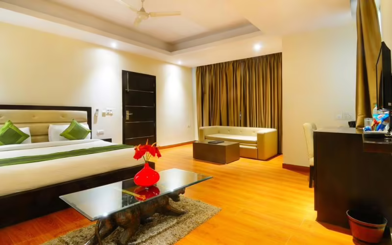 AURA @ AIRPORT HOTEL