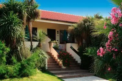 OLEANDRI HOTEL & RESIDENCE