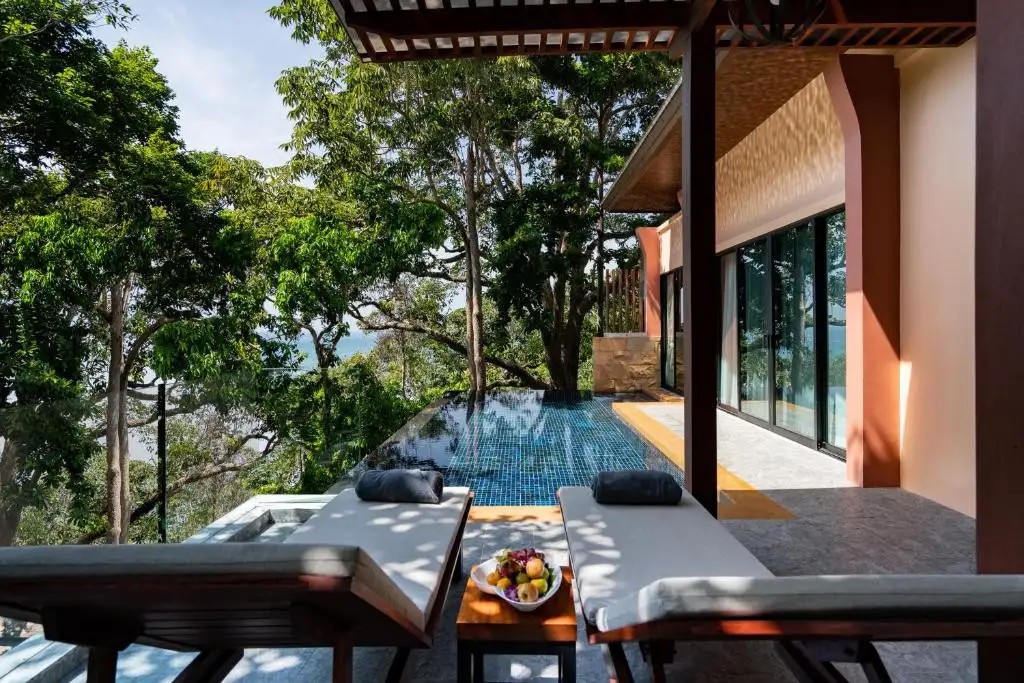 AVANI AO NANG CLIFF KRABI RESORT (EX. AO NANG CLIFF BEACH RESORT)