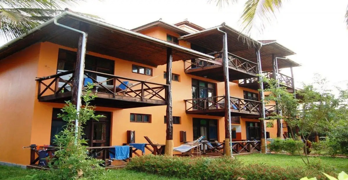 MNARANI BEACH COTTAGES