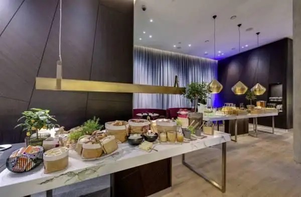 RADISSON BLU HOTEL FRANKFURT