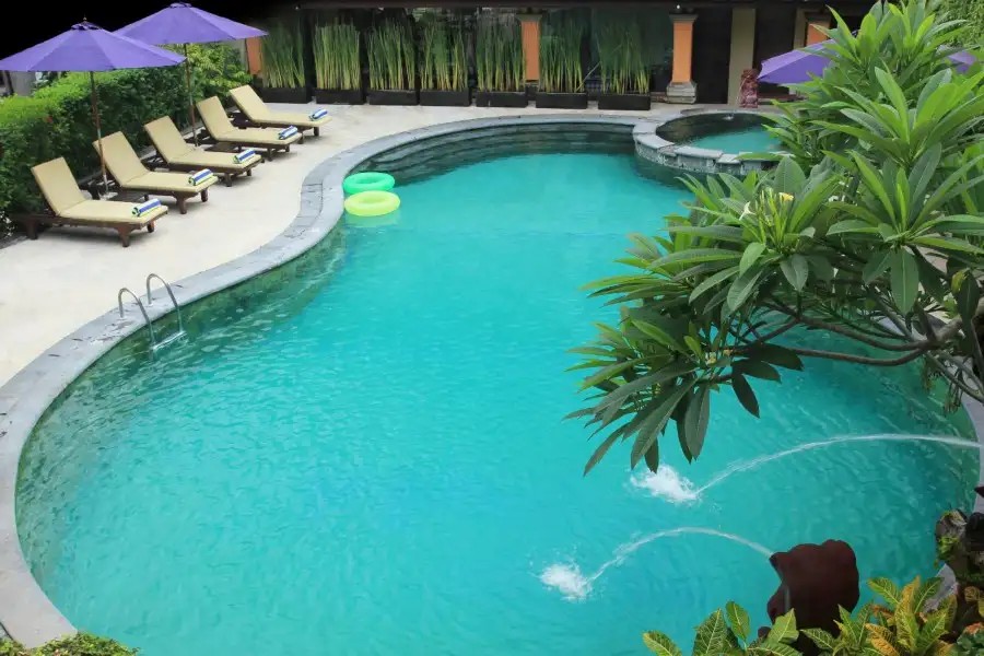 ROYAL TUNJUNG BALI