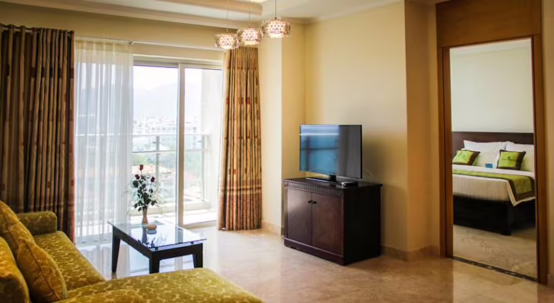 HOAN CAU LUXURY RESIDENCE