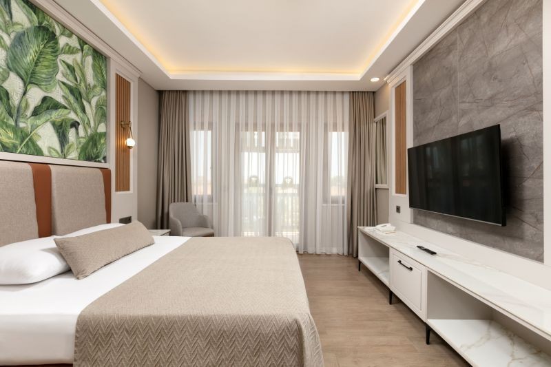 comfort family main building land view