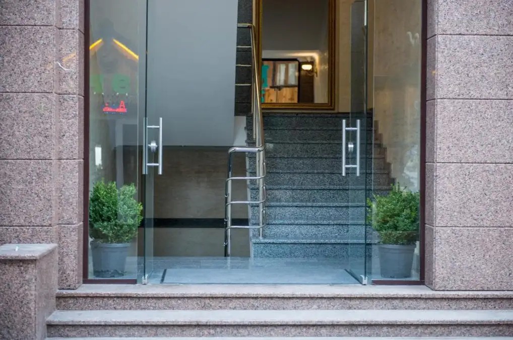 VK HOTEL ROYAL
