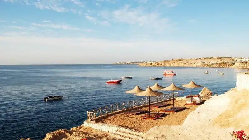 NAAMA BAY PROMENADE PARK SIDE