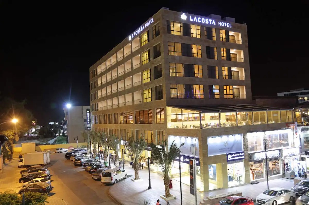 LACOSTA HOTEL