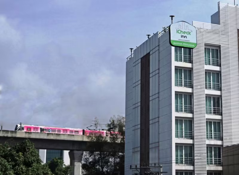 ICHECK INN MAYFAIR PRATUNAM