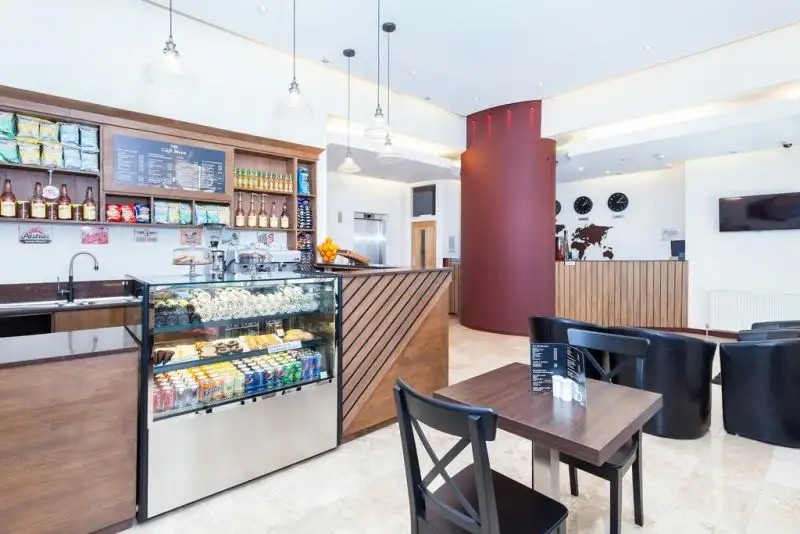 AVNI HOTEL KENSINGTON