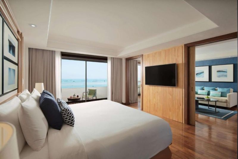 one bedroom sea view suite