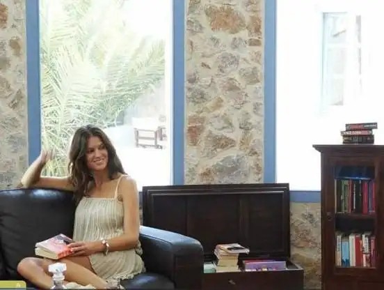 MELTEMI LUXURY SUITES