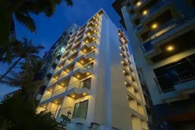 KAANI PALM BEACH