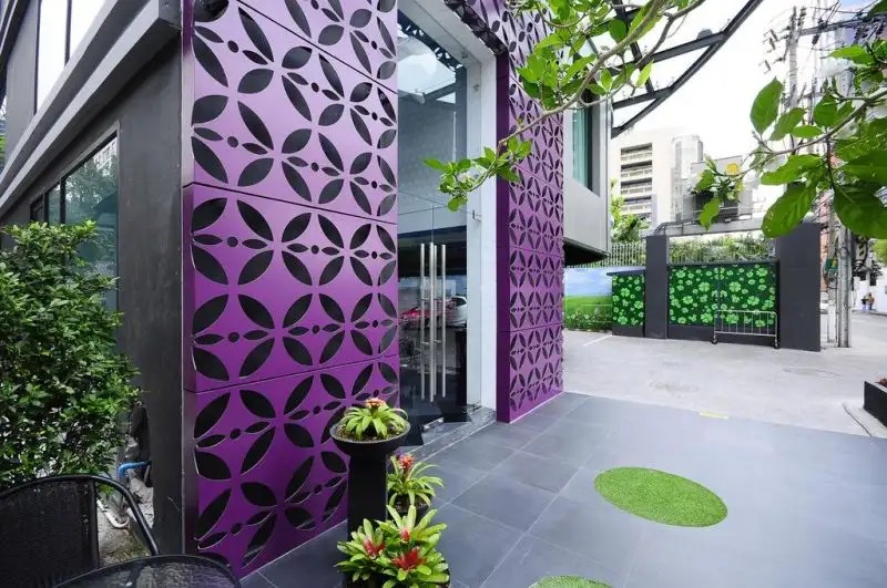 CLOVER ASOKE