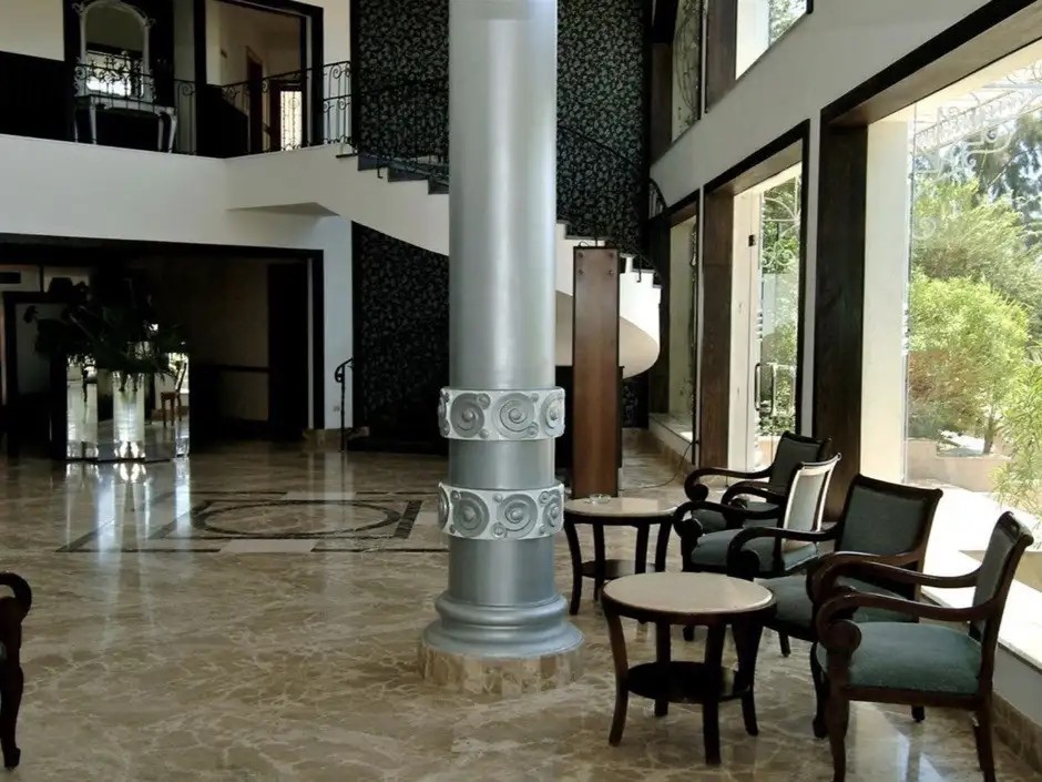 EDEN ROCK HOTEL