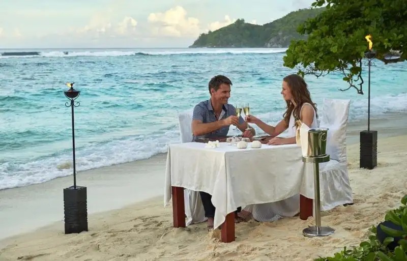 DOUBLETREE BY HILTON SEYCHELLES ALLAMANDA RESORT & SPA