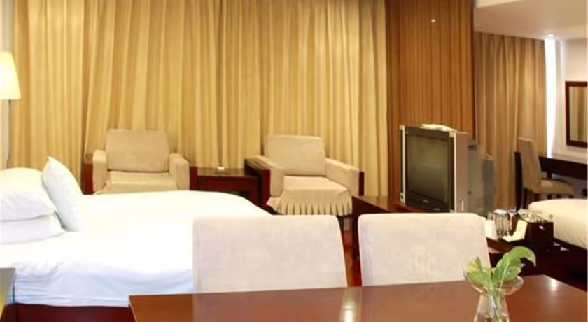 GLORIA PLAZA HOTEL KANGQIAO