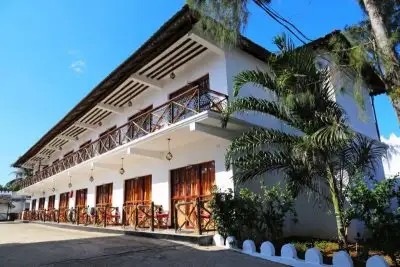 AMAAN NUNGWI BEACH RESORT (AMAAN BUNGALOWS)