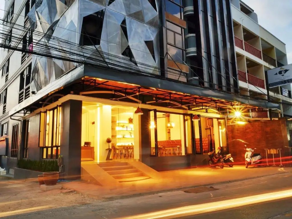 FORTY WINKS PHUKET