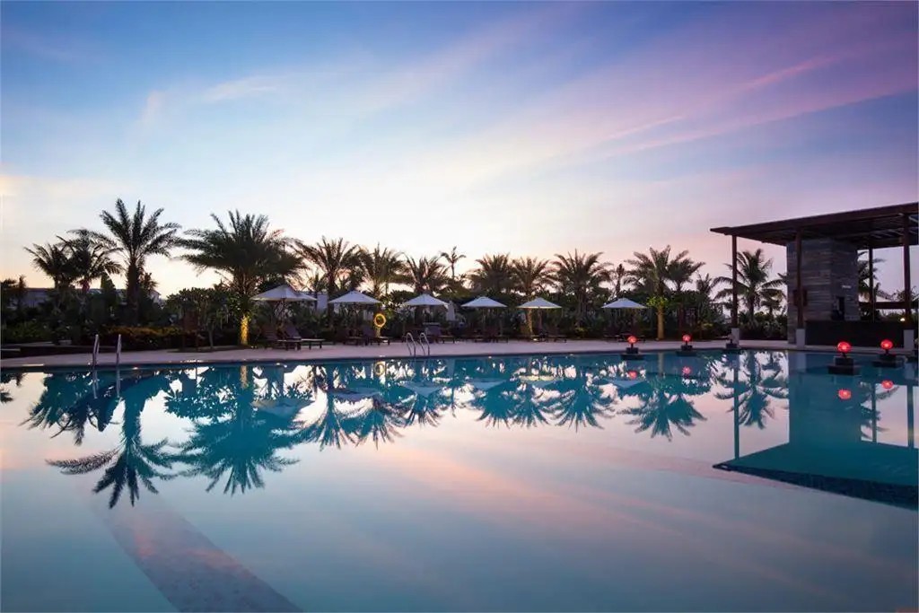 ALOHA OCEAN FRONT SUITE ANNEX BUILDING