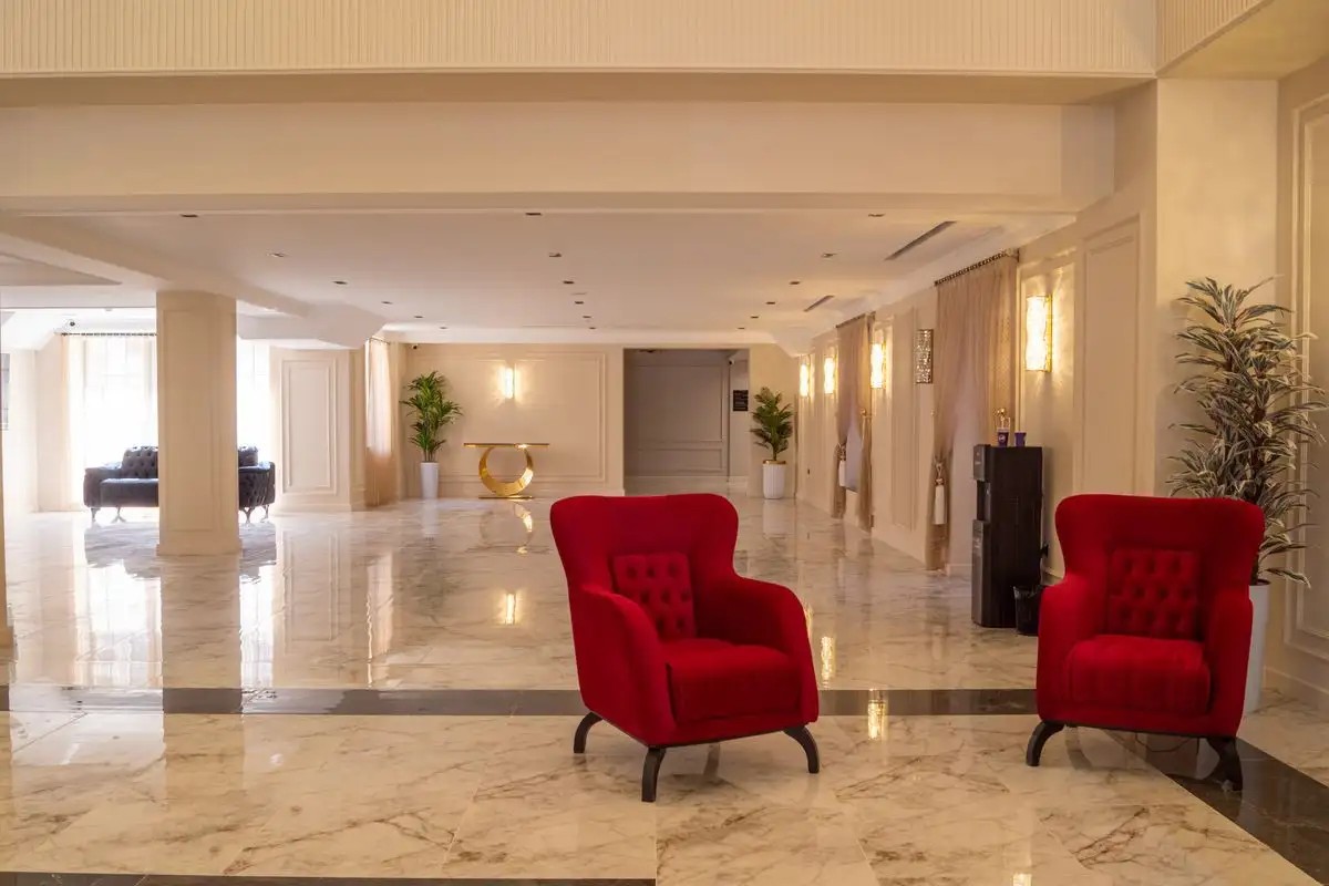 MERIDIAN PLAZA BY REIKARTZ (EX. METROPOLE HOTEL)