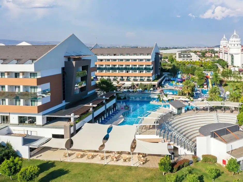 TERRACE ELITE RESORT