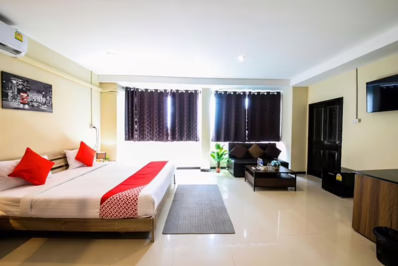 OYO 118 BEACH WALK STAY (EX. BEACH WALK STAY)