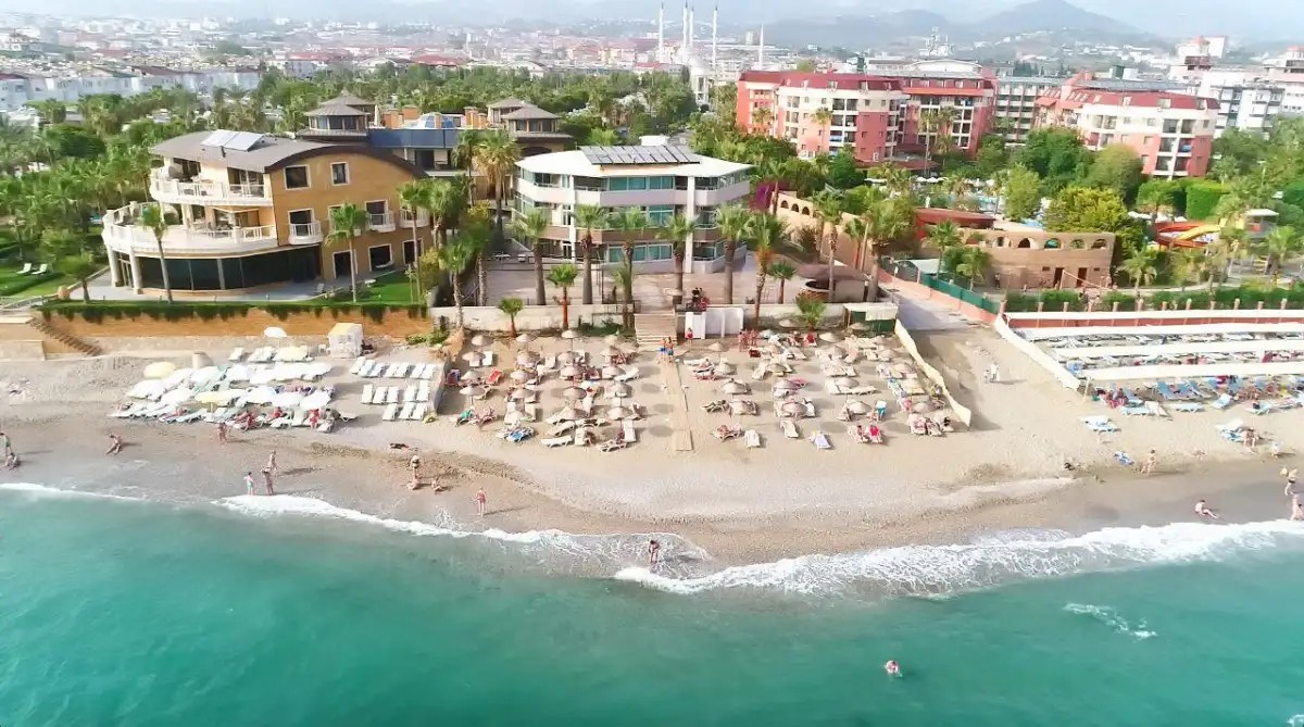 CLUB MONTE CARLO (EX. CLUB TESS)