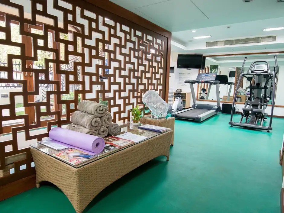 ACRON WATERFRONT RESORT