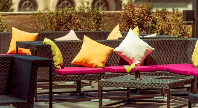 RAMADA HOTEL & SUITES